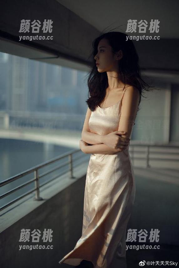 Addielyn(에디린)带来的圣诞节全套图集，欢快气氛满满的冬季童话！.txt