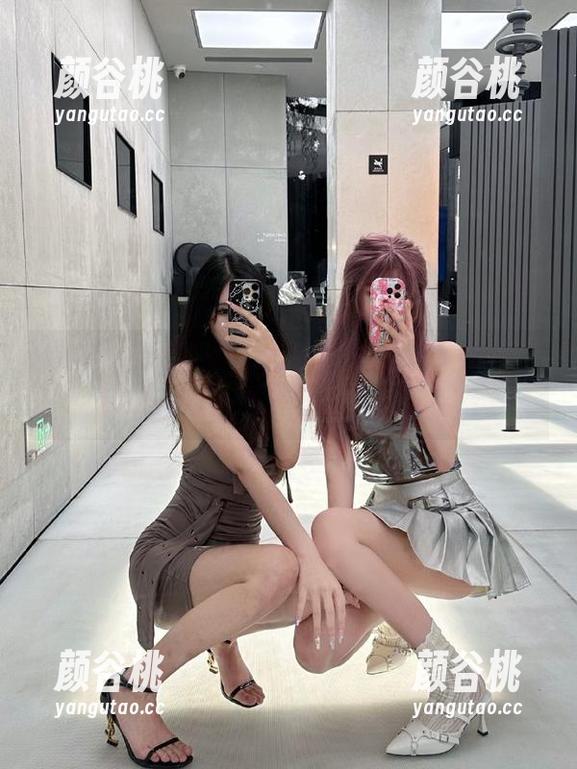 HuaYang花漾 - 心妍公主的裸足图集：不穿鞋的勇气与优雅的作品.txt