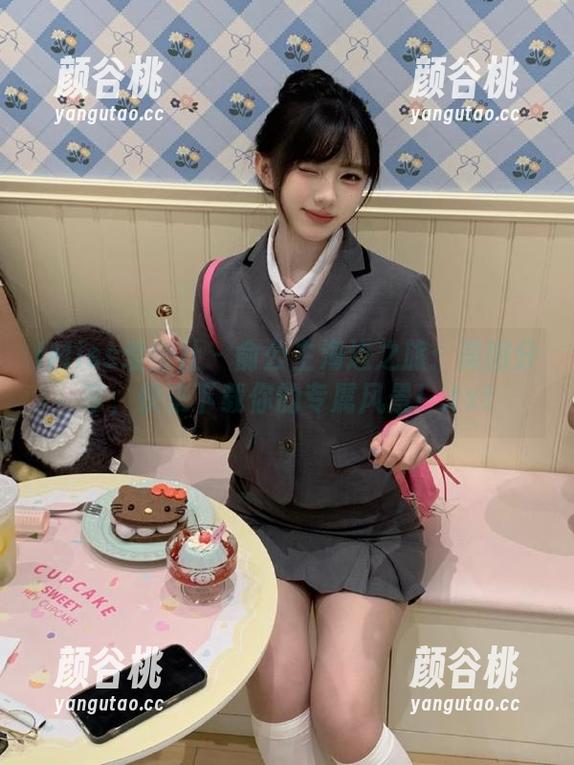 IMiss爱蜜社 - 俞公主海边之旅：美图分享，快来下载你的专属风景！.txt