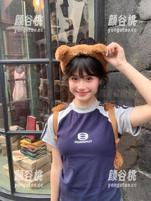 IMiss爱蜜社 - 小宝酱美腿高清原图展览，时尚与个性的化身绝对不可错过.txt