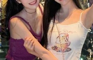 Kimoe激萌文化 – 最新周闻球球女仆作品集：清纯与性感的完美结合，你怎能错过这些绝美瞬间？.txt