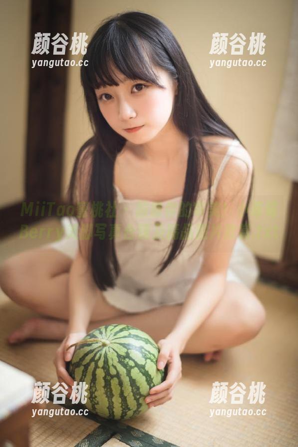 MiiTao蜜桃社 - 颠覆你的审美！小草莓Berry美脚写真合辑及精品照片欣赏.txt