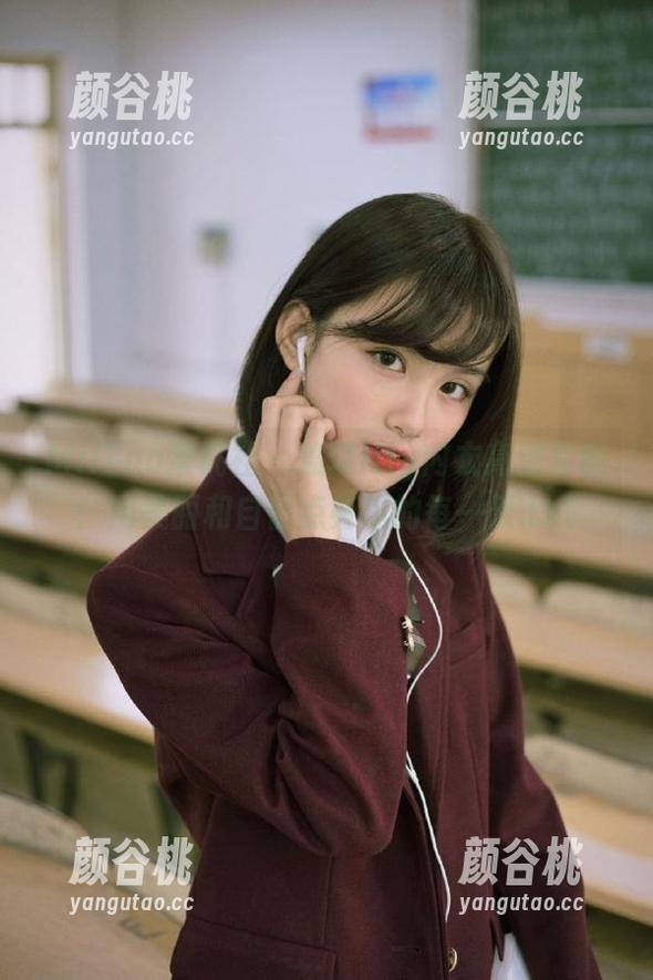 MiiTao蜜桃社 - 琉璃lily内衣高清套图：用美丽和自信点亮你的每一天.txt