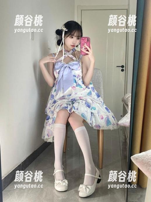 MiiTao蜜桃社 - 探秘雪梨sherry最新网袜写真作品，感悟她的艺术创作灵感.txt