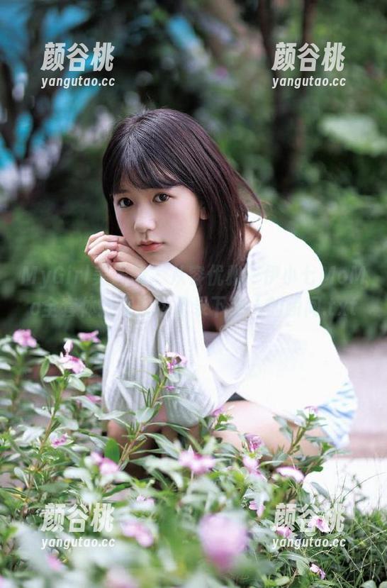 MyGirl美媛馆 - 从容优雅，伊小七MoMo全套体操服图包记录下动人的瞬间.txt