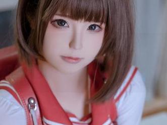 探索“Quan冉有点饿”的无圣光写真作品，初音酱的魅力让人欲罢不能.txt