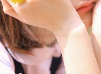 SSA丝社 – 尽情欣赏彤彤的校服美图精选：让人心动的校园风情.txt