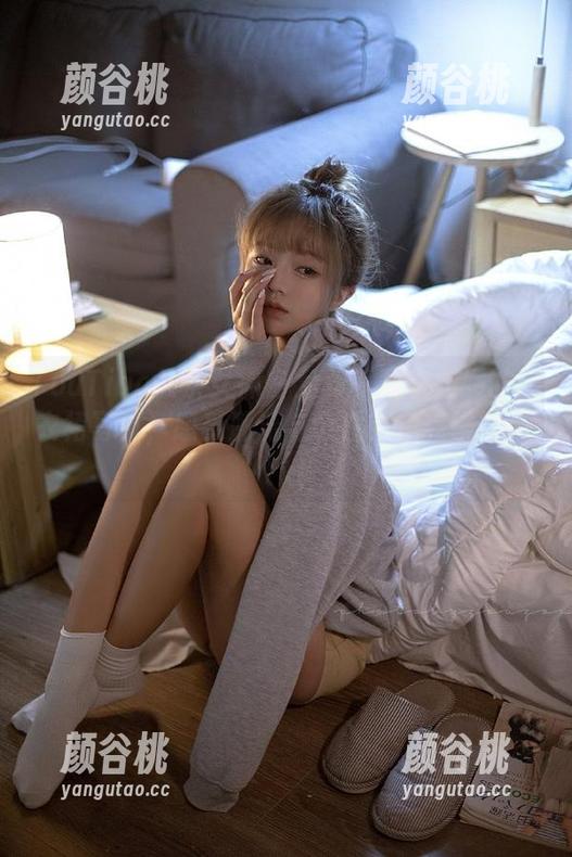 TouTiao头条女神 - 免费下载李媛媛的连衣裙写真，感受潮流与个性的完美碰撞！.txt