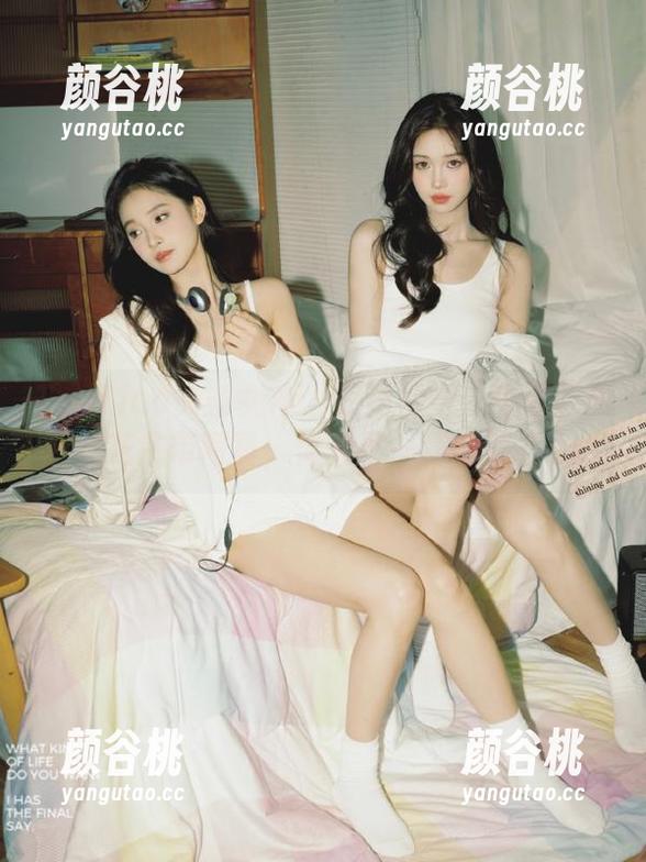 TouTiao头条女神 - 惊艳视觉：免费下载杜花花吊带写真，体验不一样的魅力.txt