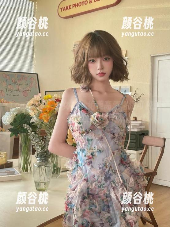 TouTiao头条女神 - 绝美高清洛洛可校服写真资源，尽情领略校园风情.txt