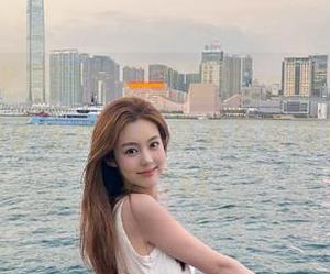 UGirls尤果网 – 记录禅叽zankii的日常：一场关于生活的写真集与原图的美好旅程.txt