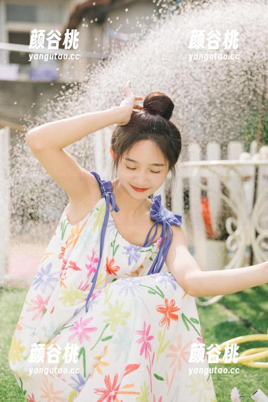 UGirls尤果网 - 陈宝拉泳衣写真精选合集：让每一张壁纸都充满活力与魅力.txt