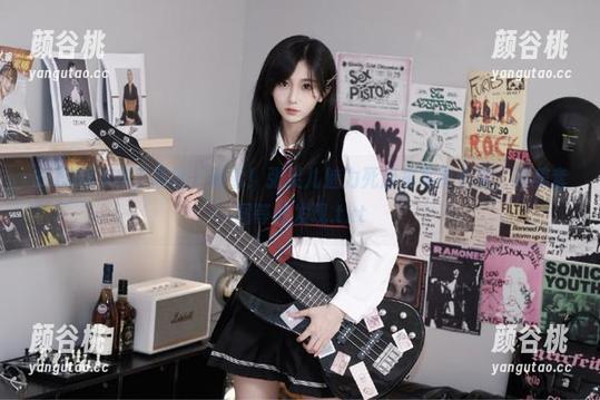 XINGYAN星颜社 - 必看！张灵儿魅力死库水写真合集，精美套图等你发现.txt
