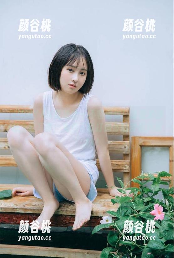 XINGYAN星颜社 - 不容错过！潘思沁泳装全套写真，免费下载打造你的度假风格！.txt