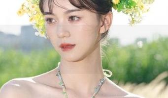 Xiuren秀人网 – Demon瑶瑶的校园写真图库：在这里，青春与艺术完美交融.txt