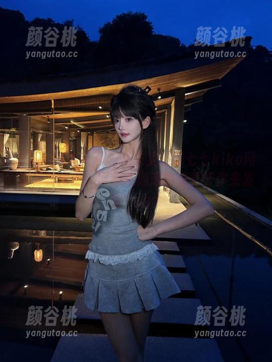 Xiuren秀人网 - 从未见过的七七kiko网袜写真图册：网格间隐藏的惊喜等你来发掘！.txt