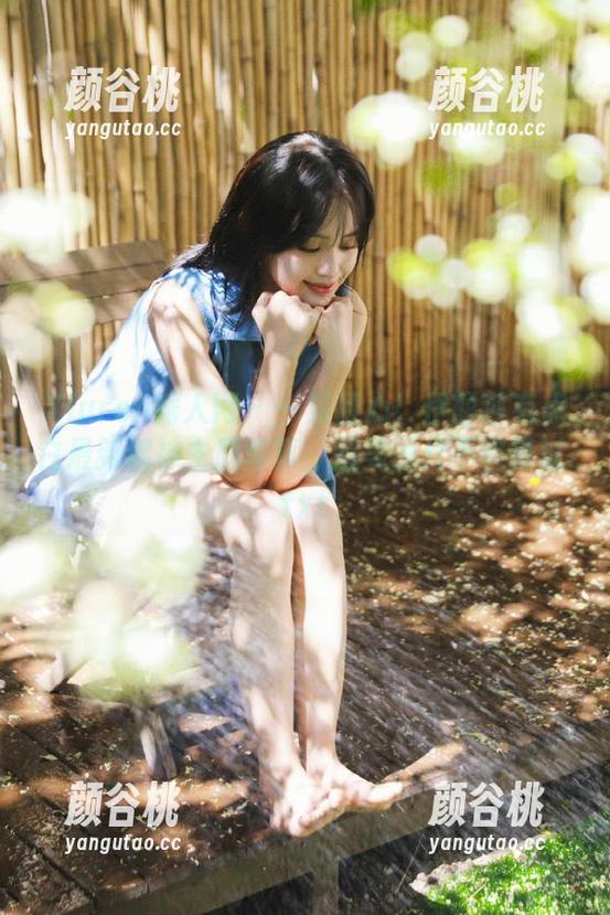 Xiuren秀人网 - 一见倾心！伊丽莎有点白最新棉袜主题写真，超美图片不容错过.txt