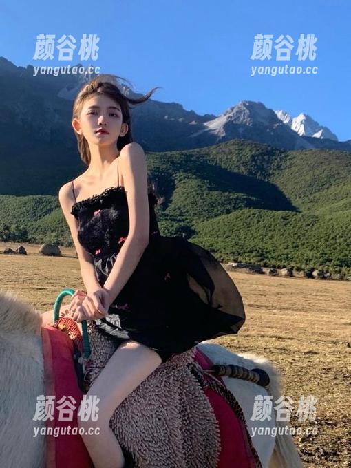 Xiuren秀人网 - 追寻清新，伊小七MoMo的死库水原图合集，让你一饱眼福.txt