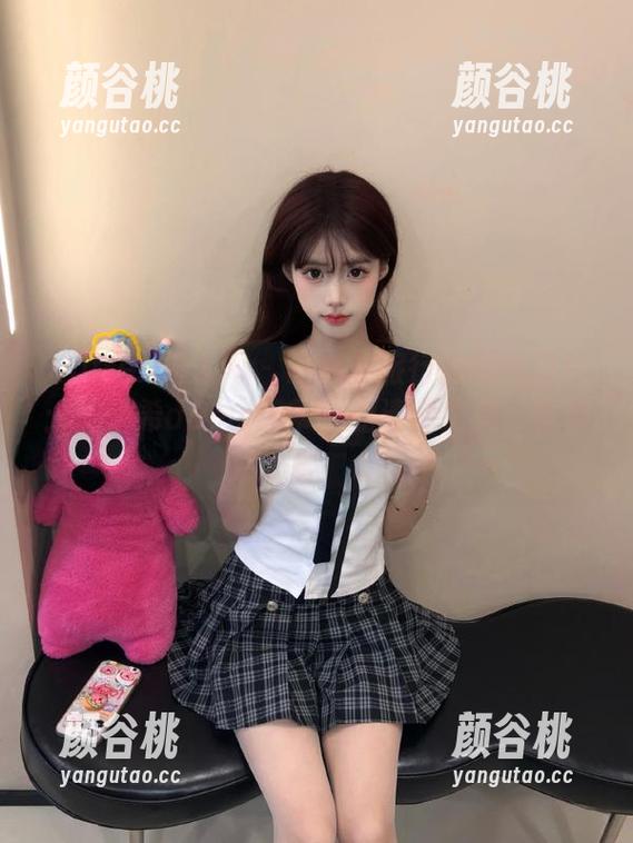Xiuren秀人网 - 让心灵旅行的福利图片：周于希dummy带来的清纯之美，等你来欣赏！.txt