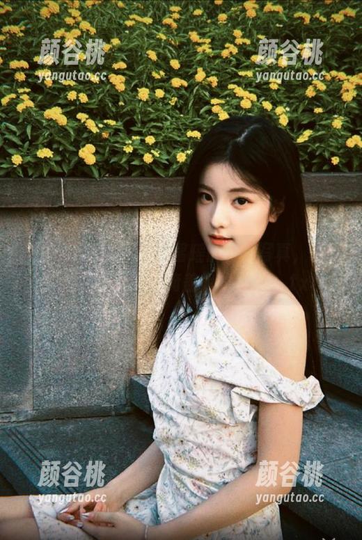 Xiuren秀人网 - 夏馨瑶的白裙写真，证明即使白裙也无法掩盖我的丑陋！.txt