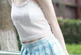Xiuren秀人网 – 探秘小蛮腰lvy护士写真，精美图片展示健康与魅力的原图.txt