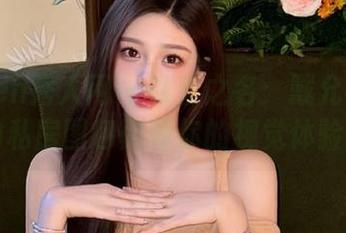 Xiuren秀人网 – 以爱之名：戴允祺zoe妹妹的私房图包颠覆你的视觉体验！.txt
