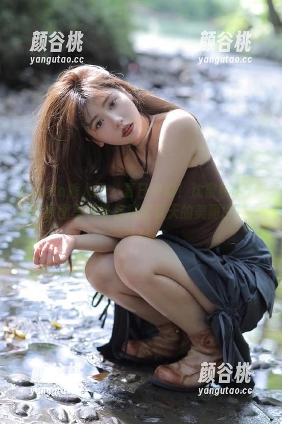 Xiuren秀人网 - 夏日梦幻！沈蜜桃off的高清原图写真带你探索夏天的美丽世界。.txt