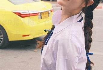 Xiuren秀人网 – 在爱酱里教室，分享她的写真作品，笑声与青春并存的课堂时光！.txt