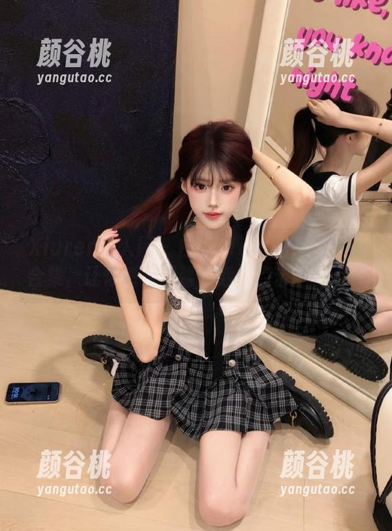 Xiuren秀人网 - 白白Alina的居家写真合集，让你感受温馨生活，点击下载.txt