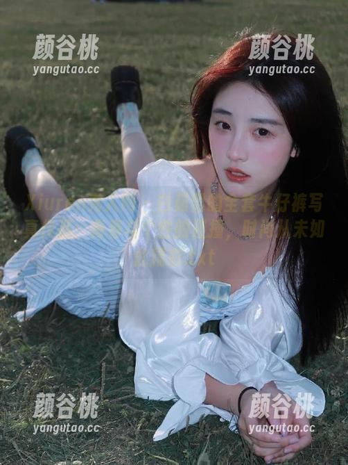 Xiuren秀人网-白茹雪 Xiuren秀人网 - 白茹雪的全套牛仔裤写真作品:青春与个性的碰撞,时尚从未如此精彩.txt
