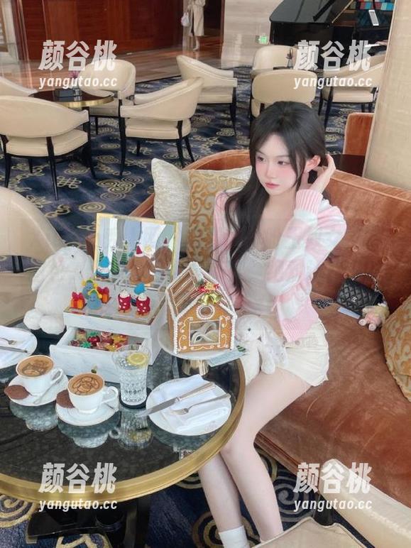 Xiuren秀人网 - 免费“盼盼玉奴女孩”图包，开启你的视觉盛宴，绝对让你笑到停不下来！.txt