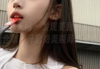 Xiuren秀人网 – 发现美丽的苏苏阿眼镜精选合集，开启绝美瞬间的旅程.txt