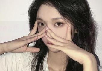 Xiuren秀人网 – 全新体验！葛征私拍内衣套图中的闺房秘密尽显魅惑.txt