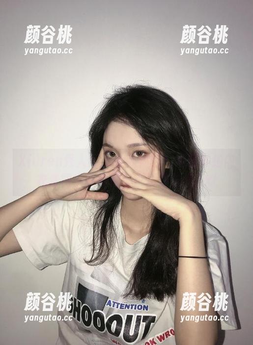 Xiuren秀人网-葛征 Xiuren秀人网 - 全新体验!葛征私拍内衣套图中的闺房秘密尽显魅惑.txt