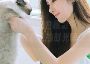 Xiuren秀人网 – 黑白摄影中的金妍兮：原图与图片融合的时光印记.txt