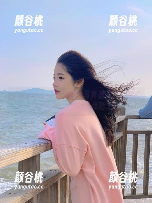 Xiuren秀人网 - 最新写真盛宴：陈怡曼与夏天的绝美互动体验.txt