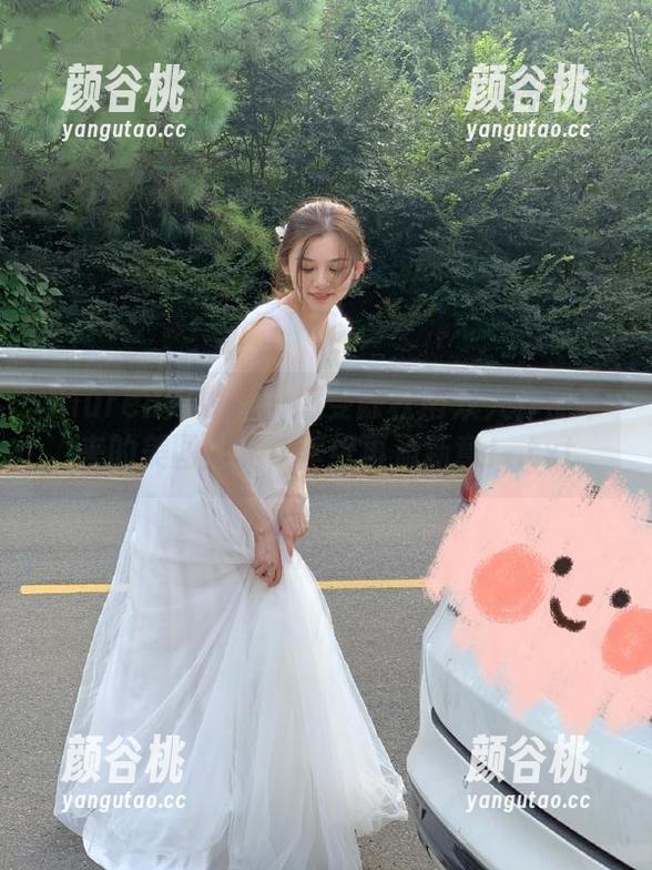Xiuren秀人网 - 感受陈秋雨双人作品带来的美图盛宴，壁纸再添新意！.txt