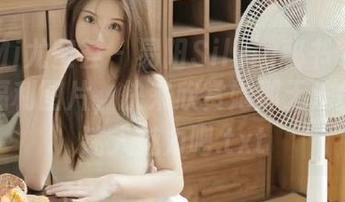 YouMi尤蜜荟 – 易阳Silvia秘书带来独特的福利图片，快来欣赏她那无法抵挡的迷人魅力吧.txt