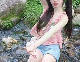 YouMi尤蜜荟 – 精选图包：探索是小逗逗蕾丝的无限可能.txt
