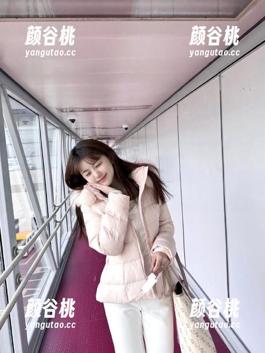 YouWu尤物馆 - 美图集锦：Amrita贞贞的修女写真精选，领略她在艺术中的独特表达方式.txt