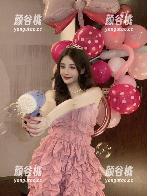 YouWu尤物馆 - 看baby贝贝私拍比基尼原图，感受阳光与海浪的激情碰撞.txt