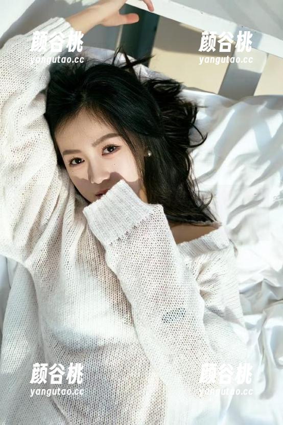 来看看ZinieQ的韩珠儿写真，超级好看的美图与漂亮套图，你会爱不释手！.txt