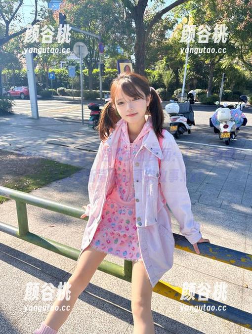 beautyleg - 自嘲式的美丽：Lola制服写真更新背后的真实故事.txt