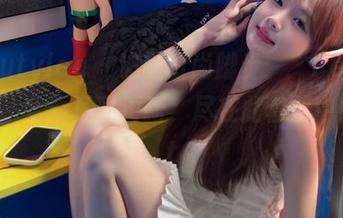 beautyleg – 追随时尚脚步：“Penny套装”全新写真更新，尽在此套图中！.txt