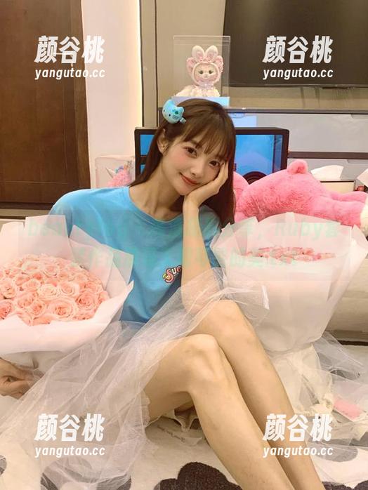 beautyleg - 高清摄影分享，Ruby套装作品展现无限可能的美.txt