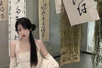beautyleg – Sarah的丝袜诱惑：让无圣光图包为你带来独特体验.txt