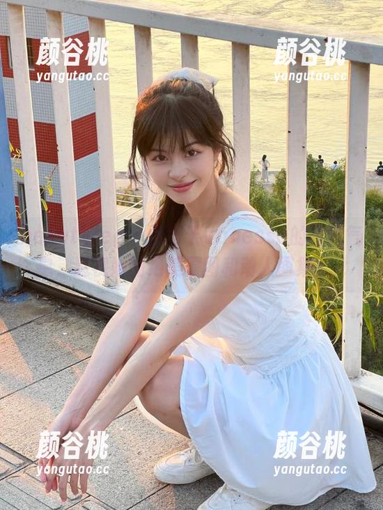 beautyleg - 沉醉于Vanessa的清纯气息，透视她的绝美原图和动人图集.txt