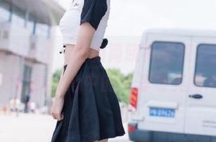 beautyleg – 最新简晓育清纯主题图片，尽显少女心中的纯净与美丽.txt