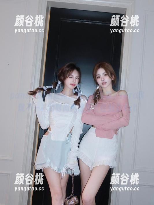 pans-roro pans - 轻盈短裙搭配高清写真,roro展现不一样的时尚风格与个性魅力.txt