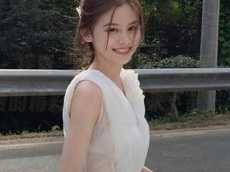 pans – 探索“小九纯白”写真，这里有免费的精彩图片等你来下载！.txt
